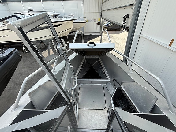 Anytec A27 | Kraftfull Evinrude G2 300 hk | Sportslig og sjøsterk aluminiumsbåt! 18 of 30