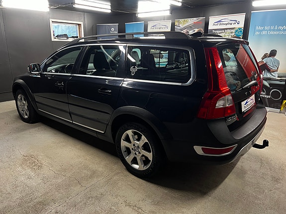 Volvo XC70 5 of 5