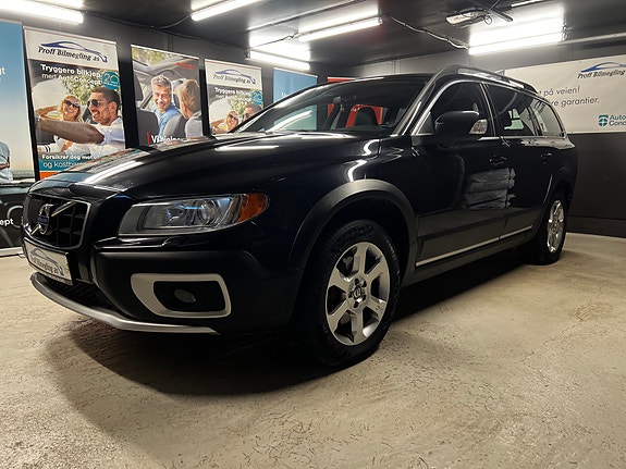 Volvo XC70 4 of 5
