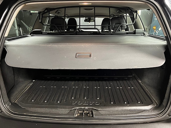 Volvo XC70 18 of 30