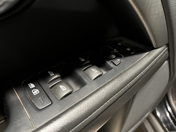 Volvo XC70 27 of 30