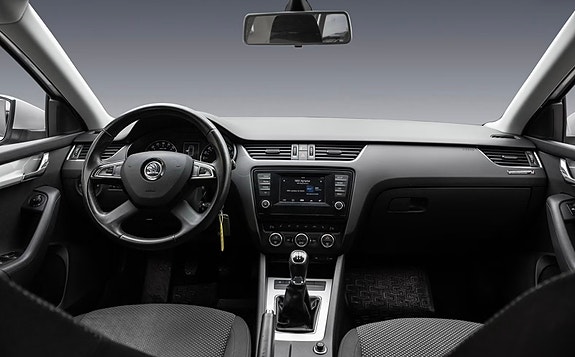 Skoda Octavia 4 of 5