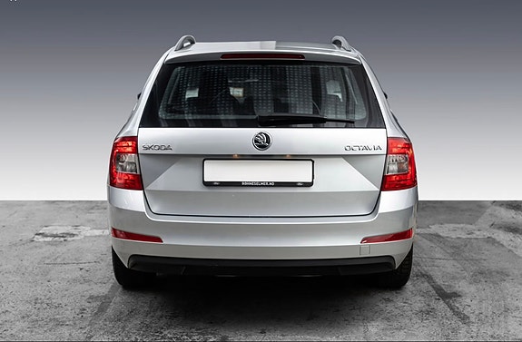 Skoda Octavia 3 of 5