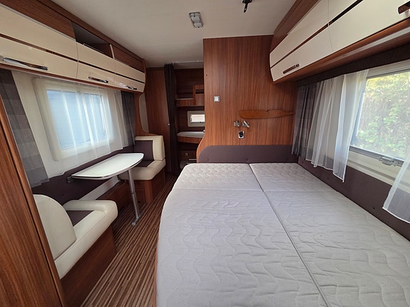Adria Alpina 663 uk med mover og spikertelt 17 of 30