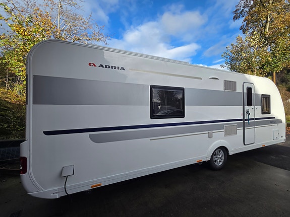 Adria Alpina 663 uk med mover og spikertelt 6 of 30