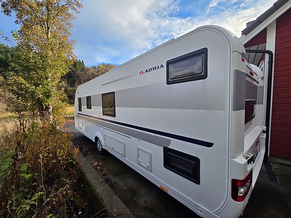 Adria Alpina 663 uk med mover og spikertelt 4 of 30