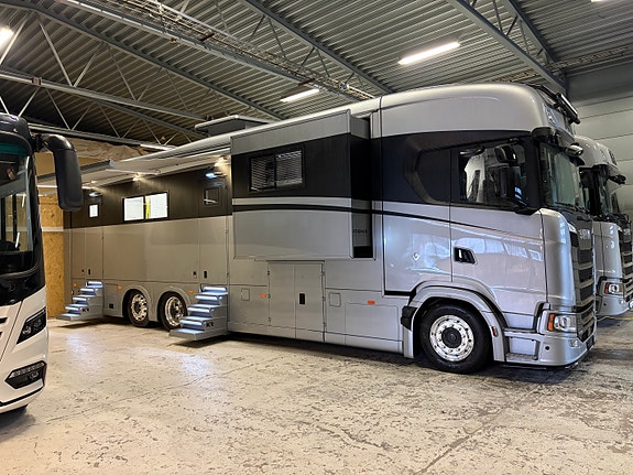 Scania S530 V8 KR Elite Racing - double pop-out, push-up