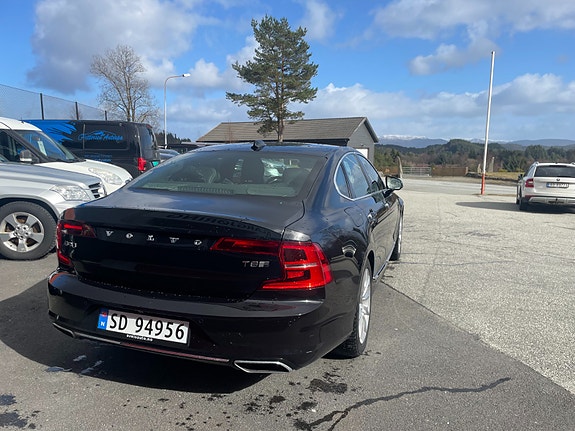 Volvo S90 4 of 5