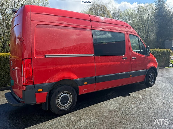 Mercedes-Benz eSprinter 312 4 of 5