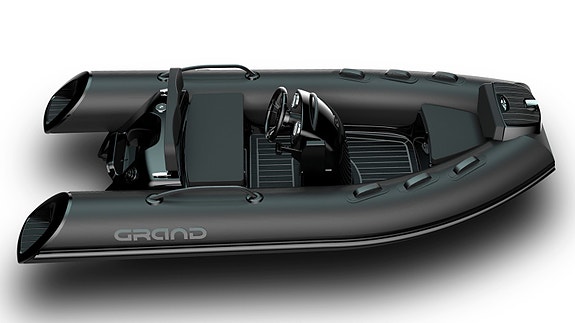 Grand 340 Ultimate Black Edition powered by Mercury F 10 EFI (15/20) 5 of 6
