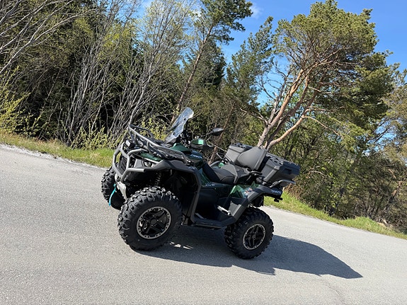 CFMOTO CFORCE 1000 OVERLAND - ABS 105KM/H VARME I SETE, HOLKER OG GASSTOMMEL - FANGERE - BAGASJEBOKS - VINDSKJERM - BUKPLATE