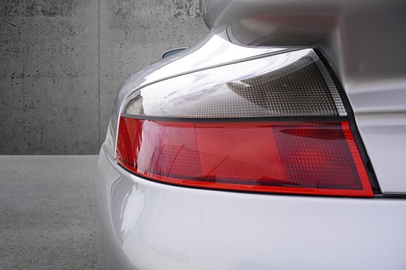 Porsche 911 Turbo 12 of 30