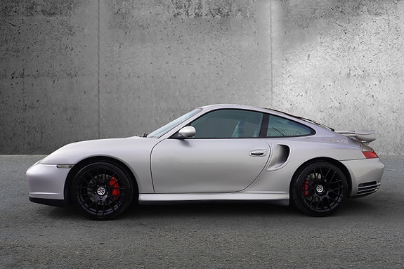 Porsche 911 Turbo 9 of 30