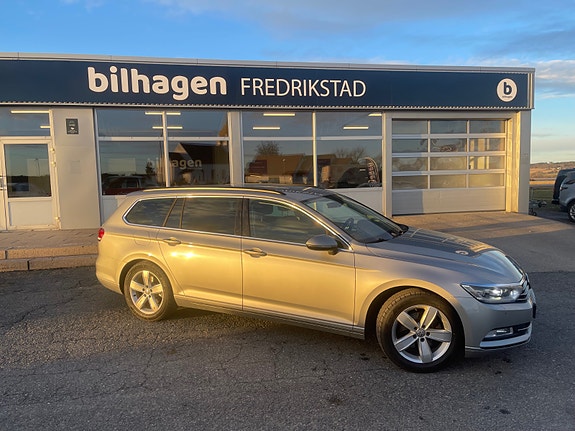 Volkswagen Passat 2 of 5