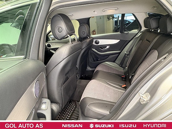 Mercedes-Benz C250 d 30 of 30