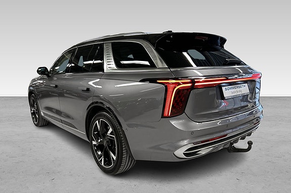Hongqi E-HS9 9 hos Sommerseth