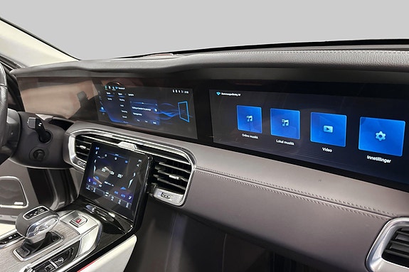 Hongqi E-HS9 22 hos Sommerseth