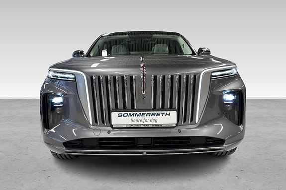 Hongqi E-HS9 5 hos Sommerseth