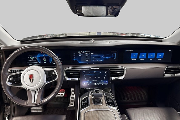 Hongqi E-HS9 14 hos Sommerseth
