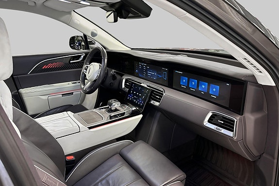 Hongqi E-HS9 26 hos Sommerseth