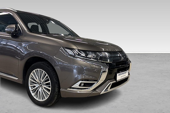 Mitsubishi Outlander 2 hos Sommerseth