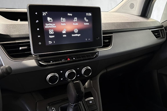 Klimaanlegg og infotainment samlet i brukervennlig midtkonsoll.