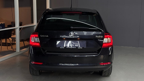 Skoda Rapid 5 of 5
