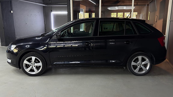 Skoda Rapid 6 of 19