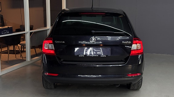 Skoda Rapid 8 of 19