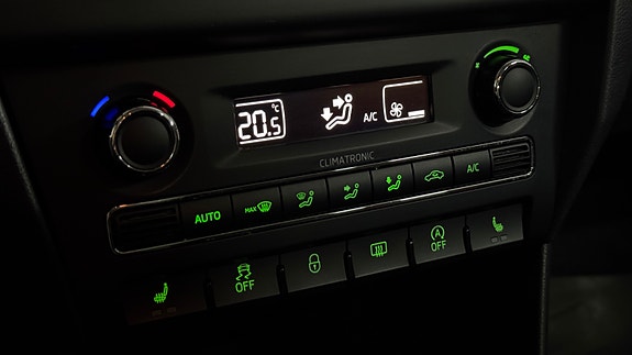 Skoda Rapid 17 of 19