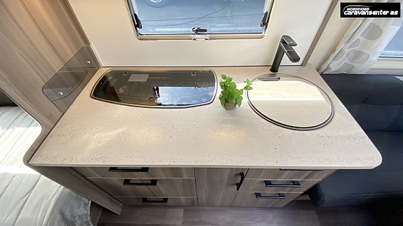 KABE ESTATE 600 TDL KS med Mover. 25 of 30