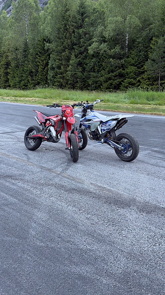 Husqvarna TE 300 4 of 5