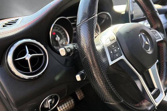 Mercedes-Benz GLA220 d 26 of 30