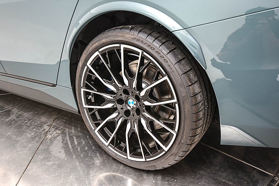 BMW i4 2 of 5