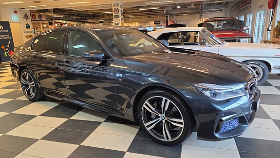 BMW 7-Serie 3 of 5
