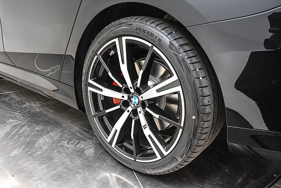 BMW i5 2 of 5