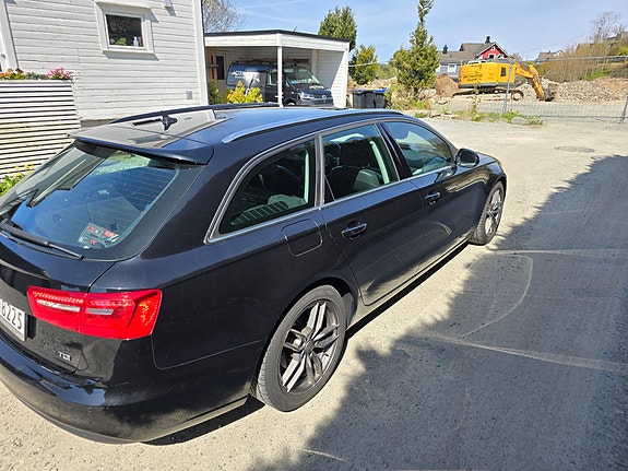 Audi A6 4 of 11