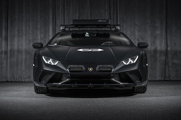 Lamborghini Huracan 4 of 5