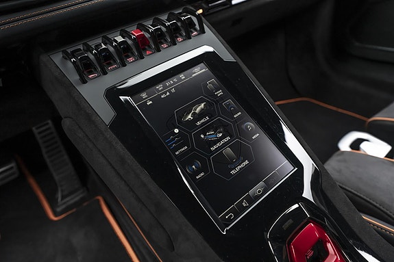 Lamborghini Huracan 27 of 30