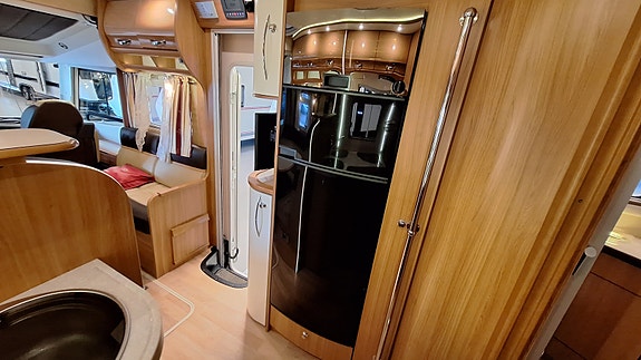 Rapido 10000DFH - Solcelle x 2 - Aircondition - Alde 22 of 30