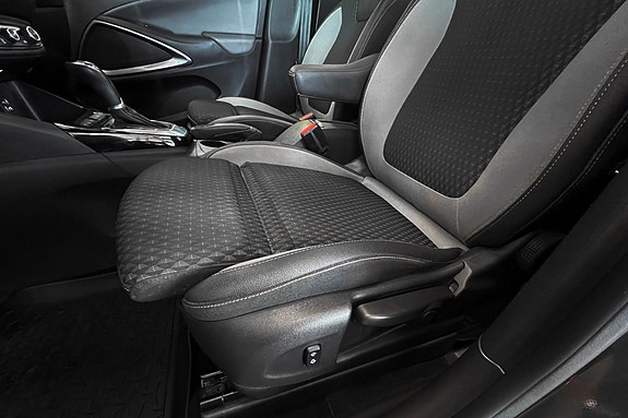 Opel Crossland X 19 of 30