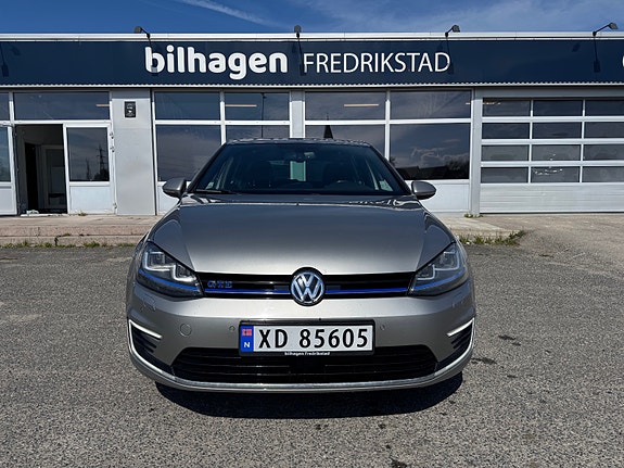 Volkswagen Golf VII 4 of 5
