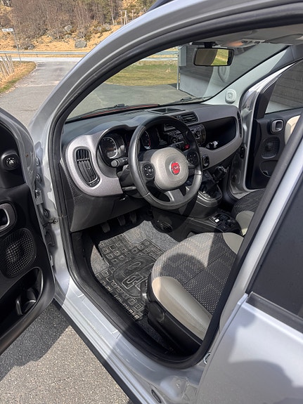 Fiat Panda 8 of 17