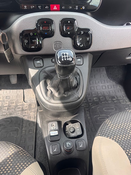 Fiat Panda 11 of 17