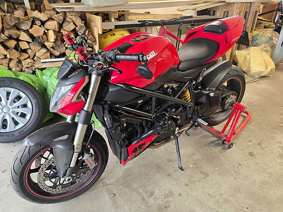 Ducati Streetfighter 16 of 16