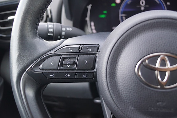 Toyota Yaris 20 of 30