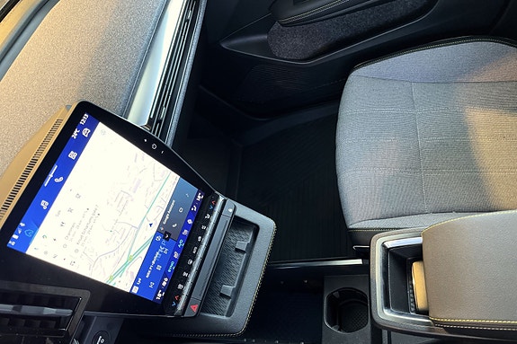 Renault Scenic E-Tech 12 of 15