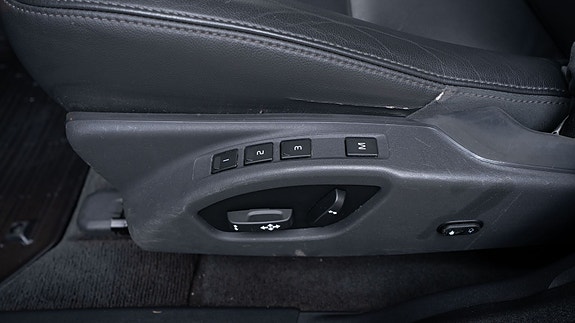 Volvo XC60 26 of 30