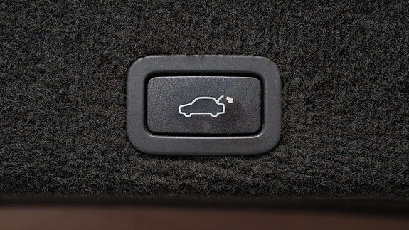 Volvo XC60 11 of 30
