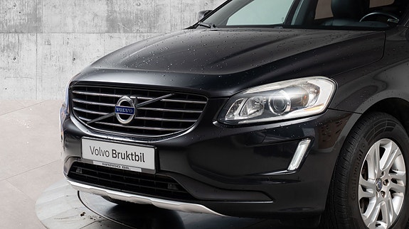 Volvo XC60 4 of 30